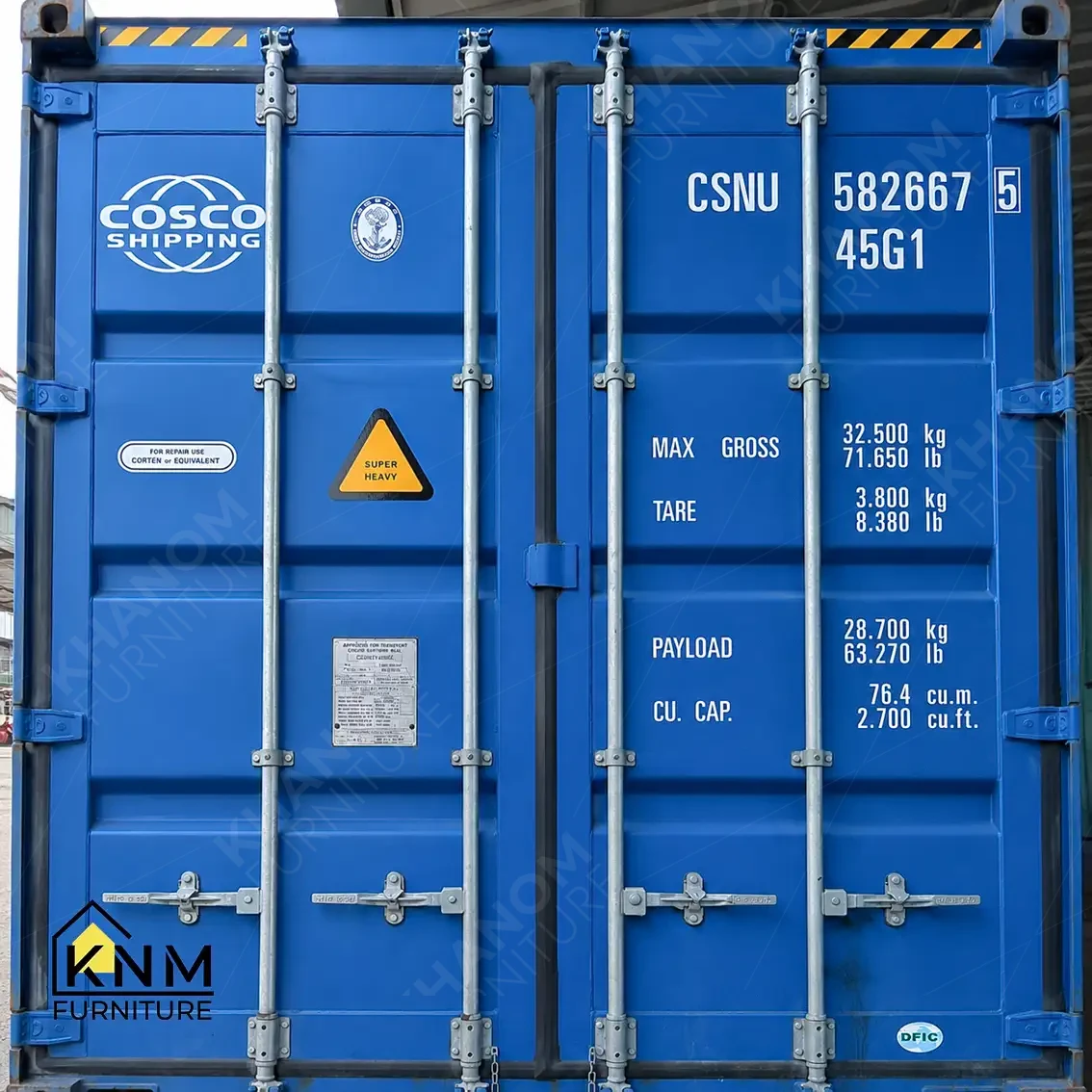 COSCO 40HQ container (76.4 m³, 28,700 kg payload) sealed for US hospitality FF&E export — KNM Furniture Vietnam